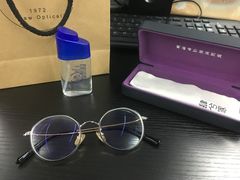 -肆兮眼镜·蔡司·徕卡战略合作店(大坪店)