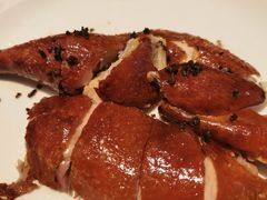 黑松露吊烧脆皮鸡-港丽餐厅(高德置地店)