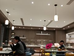 -汉庭优佳(上海恒隆广场南京西路地铁站店)