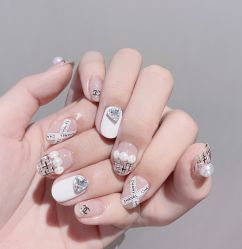 -HUII NAIL绘京美甲美睫会馆
