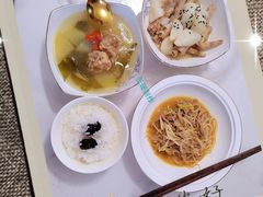 -爱月宝月嫂·育儿嫂