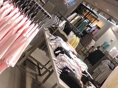 -H&M(华润万象城店)