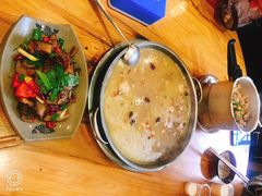 -郑件洋芋饭庄