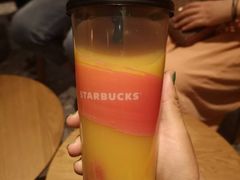 -星巴克臻选(济南恒隆店)