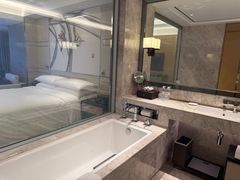 -上海宝华万豪酒店