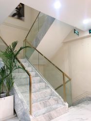 -3AM HAIR SALON染发接发