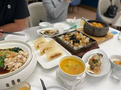 -品海楼·大连海胆锅贴馆(东港店)