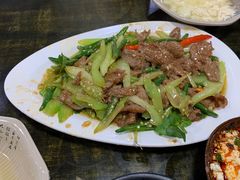 小炒牛肉-晏老九豆花饭家常菜(上海城店)