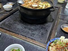 -有一锅·野生菌黑山羊腊排骨火锅(古城北门店)