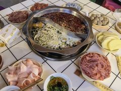 -储奇门鳝鱼火锅(总店)