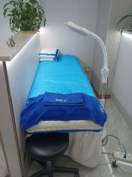 -痘院士专业祛痘皮肤管理