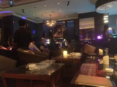 -龙虾酒吧扒房(宁波香格里拉店)