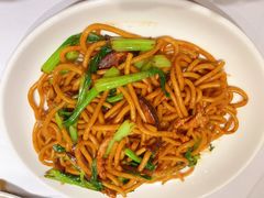 上海粗炒面-新吉士·上海菜(浦东LCM置汇旭辉店)