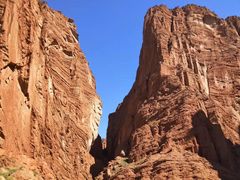 -天山神秘大峡谷