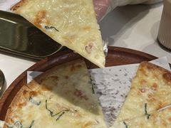 -阿妮叶李(光谷世界城店)