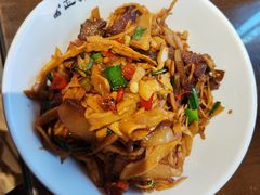 -富正毅三下锅·湘西韵味(天门山索道店)
