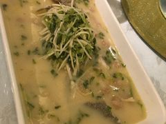 -品悦酒店(三林古镇店)