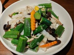 -前海沿·青岛菜(李沧万达店)