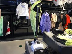 -NIKE品牌体验店(金源新燕莎店)