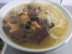 -文山荷鲜居(翠湖店)