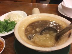 -J Daeng Seafood