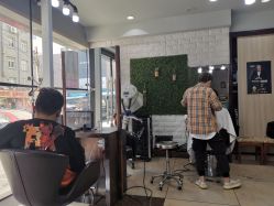 -红人馆造型十添