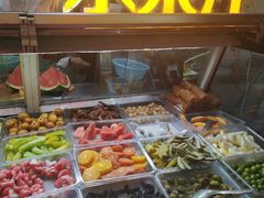 自助取餐区-老炳·七丛松甘草水果