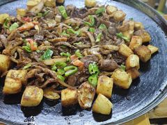 -老周炒拨拉(甘州总店)