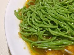 鱼头菠菜面-口味堂(珞喻路店)