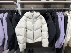 -迪桑特DESCENTE(青岛山东路万象城店)