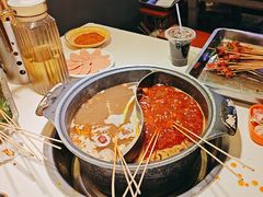 -钢管厂五区小郡肝串串香(蜀都万达店)