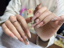 -兮奈ネイル美甲美睫·皮肤管理