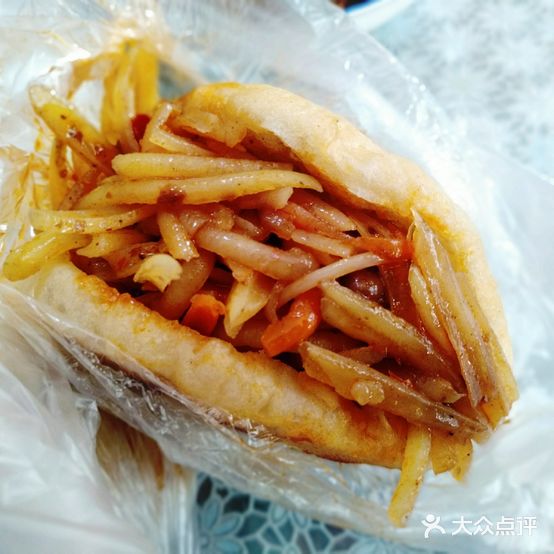 赵强现压饸饹火烧夹菜
