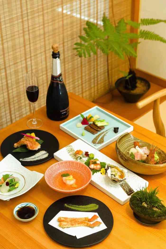 武陵61隐山 日本料理(运达中央店)-"一家配白酒的日料店,就如店名一