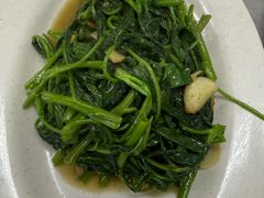 -明记烧鱼美味店