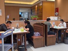 -梅利汴京烤鸭•开封豫菜地标店(东大街店)