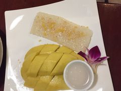 -Dang restaurant (patong phuket)