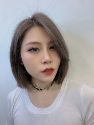 点击看大图 -V8潮牌·接发烫染连锁