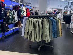 -NIKE上海青浦换季优惠店