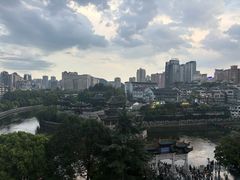 -包整·丝娃娃(甲秀楼景观店)