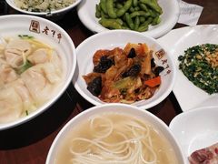 刀鱼馄饨-老半斋(福州路店)