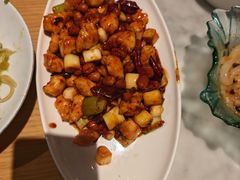 -渝信川菜 · 川味家常菜(财富购物中心店)