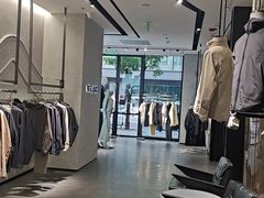 -ARC'TERYX始祖鸟(北京王府中环店)