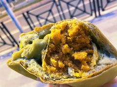 咸蛋黄肉松青团包-喜茶(广州北京路惠福东店)