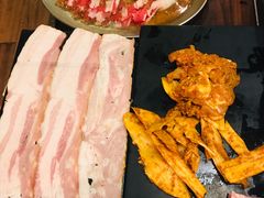 五花肉-火炉火自助餐(悠唐购物中心店)