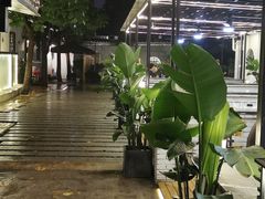 -浮何烤铺(桐梓林店)