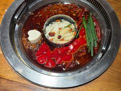 -城墙拐拐火锅(三峡广场黑金冠店)