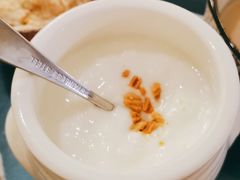 内蒙自酿酸奶-格日勒阿妈蒙古厨房(大召店)
