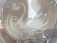 澳白-Manner Coffee(大宁国际商业广场店)