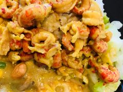 港式黄咖喱龙虾饭-海盗虾饭·剥好的小龙虾饭(SOHO尚都店)
